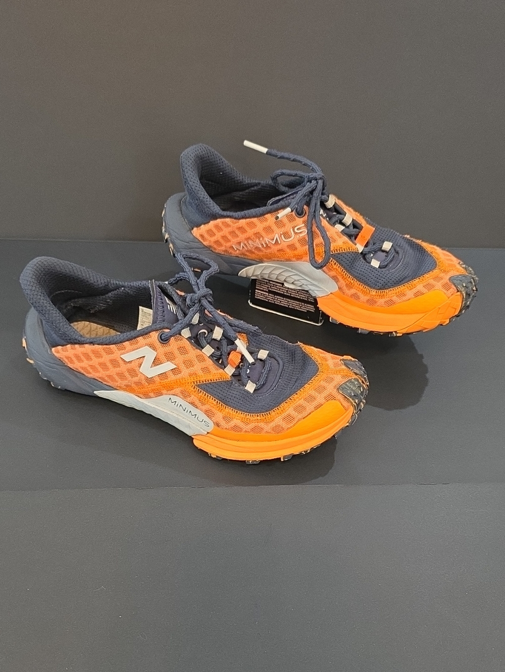 New Balance Minimus Women's Orange & Navy Minimus Trail  Shoes Size 8.5 D Wide